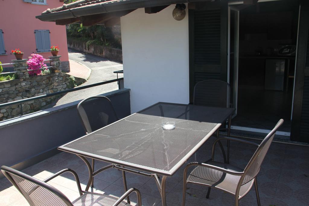 Veranda Beach Apartment Pianello Del Lario Szoba fotó