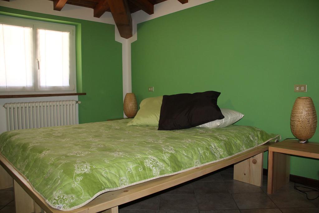 Veranda Beach Apartment Pianello Del Lario Szoba fotó