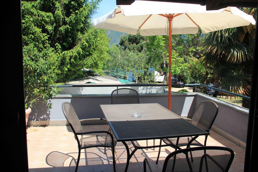 Veranda Beach Apartment Pianello Del Lario Szoba fotó